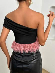 SHEIN Privé One Shoulder Fringe Trim Bandana Hem Crop Top - Black - View 2