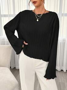 SHEIN Essnce 船領喇叭袖木耳邊褶皺襯衫 - 黑色 - 查看 5