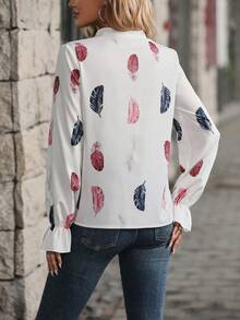 SHEIN LUNE 羽毛印花喇叭袖襯衫 - 白色 - 查看 2