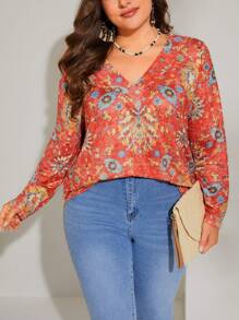 SHEIN LUNE Plus Floral Print V Neck Tee - Multicolor - View 1