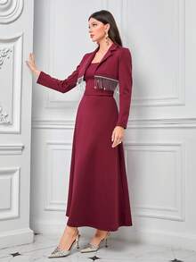 Modelyn Chaqueta corta y vestido camiseta con flecos con aplicaciones de strass en color rojo burdeos - Burdeos - Ver 4