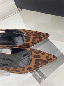 2024新款时尚女式刺绣高筒靴 白色高跟牛仔靴，搭配毛衣/连帽衫，优雅，猫跟，派对装扮 - 棕色 - 查看 4