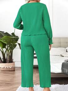 Calvaya 大碼木耳邊上衣&闊腿褲 - 綠色 - 查看 2