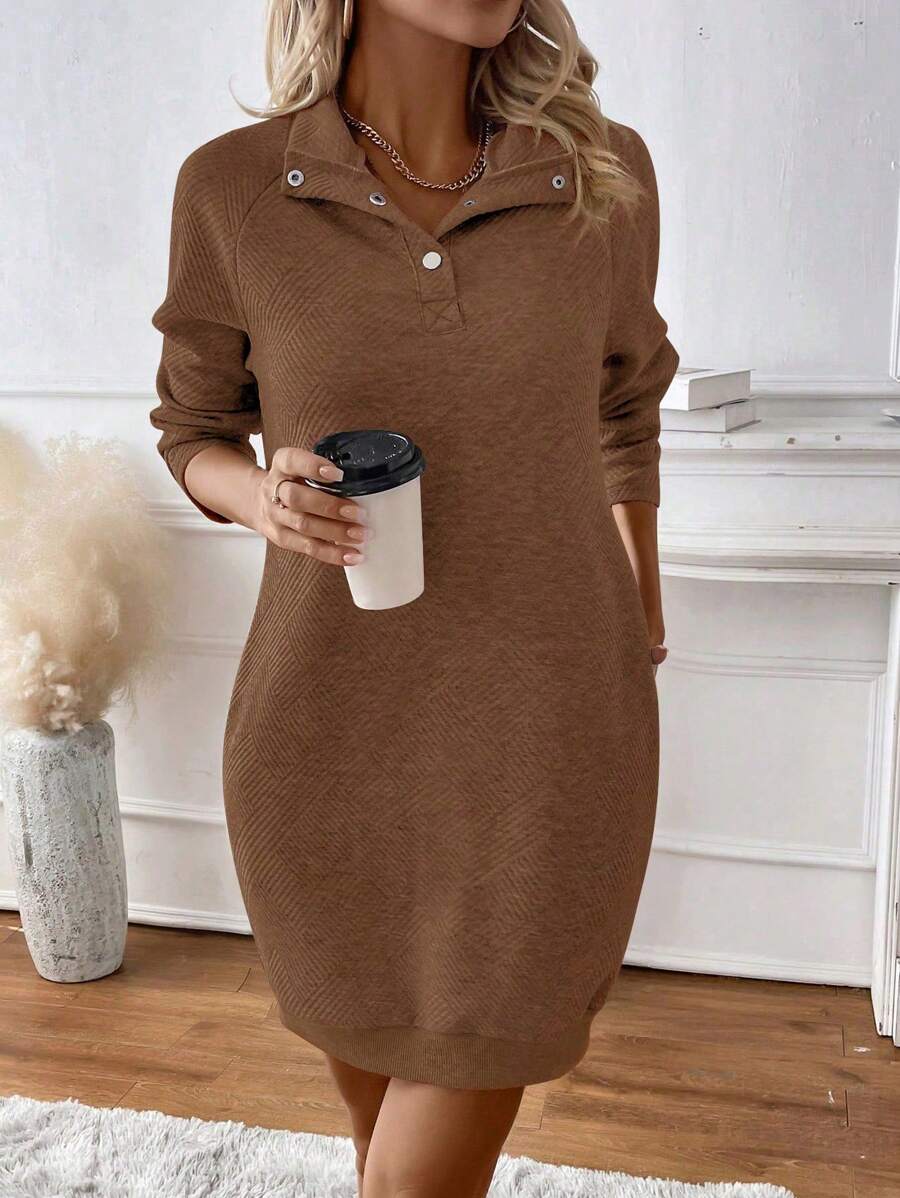 SHEIN LUNE Polo領插肩袖衛衣洋裝 - 咖啡棕 - 查看 1