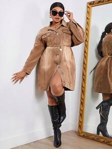 SHEIN SXY 大碼翻蓋口袋落肩袖牛仔外套無鏈 - 棕色 - 查看 3