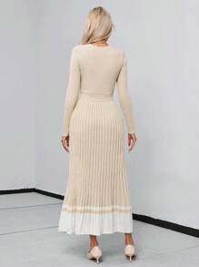 SHEIN Privé 撞色交疊領百褶下擺毛衣洋裝 - 卡其色 - 查看 2