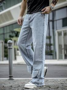 Manfinity LEGND Men Flap Pocket Detail Straight Leg Jeans