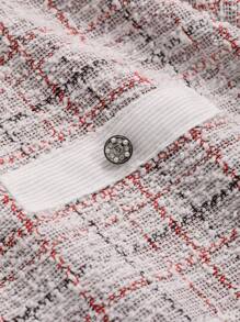 DAZY Plaid Print Round Neck Tee