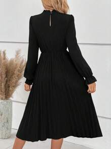 SHEIN LUNE Mock Neck Flare Sleeve Pleated Hem Dress - Black - View 2