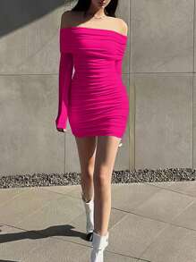 SHEIN Privé Solid Off Shoulder Ruched Bodycon Dress - Hot Pink - View 4