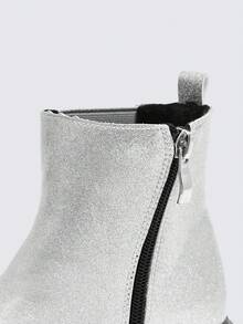 Fashionable & Cool Street Style Girls' Thermal Lined Chelsea Short Boots