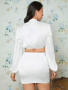 EastFlair 燈籠袖上衣和側垂包臀半身裙