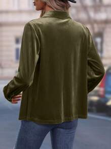 SHEIN LUNE 素色前紐扣絲絨襯衫 - 軍綠色 - 查看 2