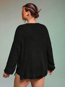 SHEIN ICON 大碼鏤空落肩袖下擺開叉套頭毛衣 - 黑色 - 查看 2