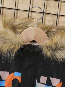 SHEIN Đứa bé trai Đồ họa Chữ cái Lót Teddy Trang trí Fuzzy Áo trùm đầu - Nhiều màu - Xem 6