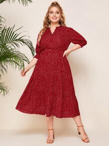 SHEIN Unity 大碼波點圖案缺口領A字洋裝 - 酒紅色 - 查看 3