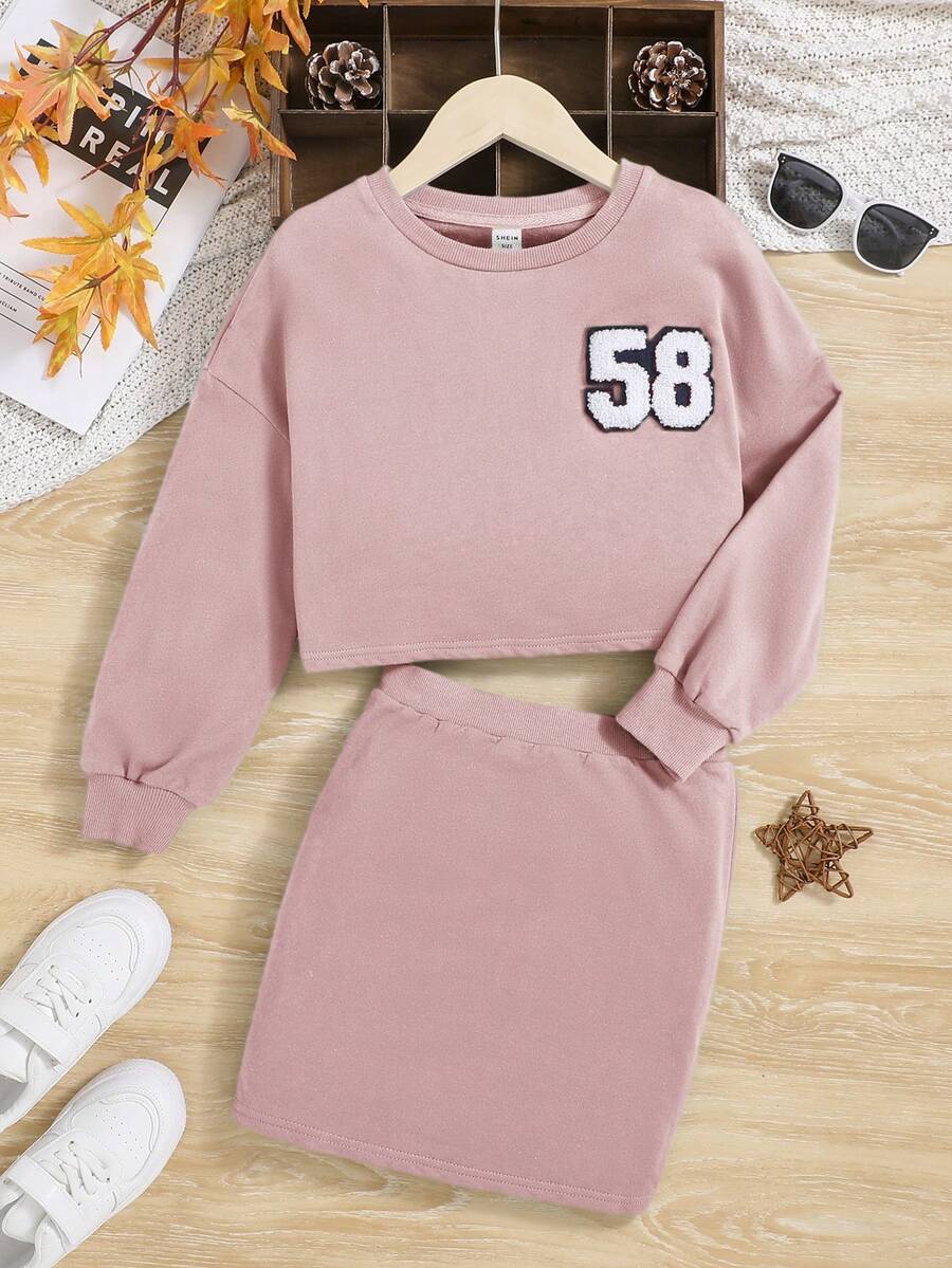 SHEIN 女大童字母貼布落肩袖運動衫和裙子 - 藕粉色 - 查看 1