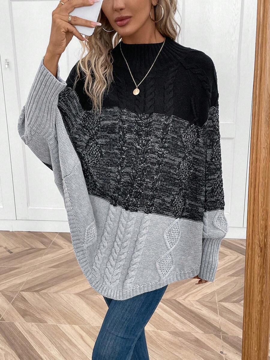SHEIN LUNE Poncho de color combinado de manga murciélago tejido de cable - Blanco y Negro - Ver 1