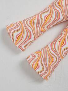 SHEIN 女嬰滿版印花T恤&喇叭褲 - 橘色 - 查看 4