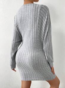 SHEIN Essnce 條紋針織蝙蝠袖緊身洋裝 - 灰色 - 查看 2