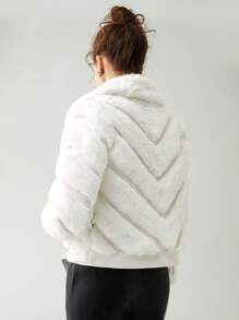 Anewsta 拉鏈開襟毛茸茸外套 - 白色 - 查看 2