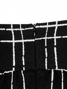 SHEIN LUNE 大碼格紋印花半身裙 - 黑與白 - 查看 3