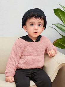 SHEIN Baby Boy Patch Detail Kangaroo Pocket Hoodie & Sweatpants