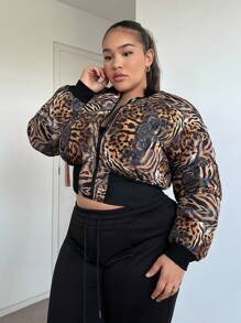 SHEIN SXY Abrigo corto acolchado con estampado de rayas de cebra para tallas grandes - Gris - Ver 5