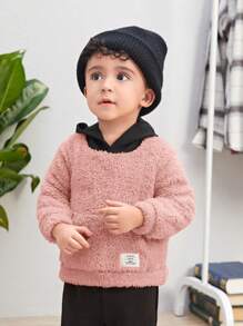 SHEIN Baby Boy Patch Detail Kangaroo Pocket Hoodie & Sweatpants