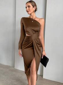 SHEIN Privé 單肩鏤空褶邊高衩緞面洋裝 - 棕色 - 查看 4