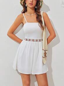 Soleia 水溶蕾絲拼接吊帶連體短褲 - 白色 - 查看 1