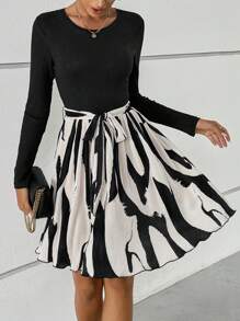 SHEIN Privé 圖案印花繫腰帶洋裝 - 彩色 - 查看 4