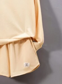 SHEIN Tween Girl Raglan Sleeve Sweatshirt & Letter Patched Detail Shorts - Apricot - View 4