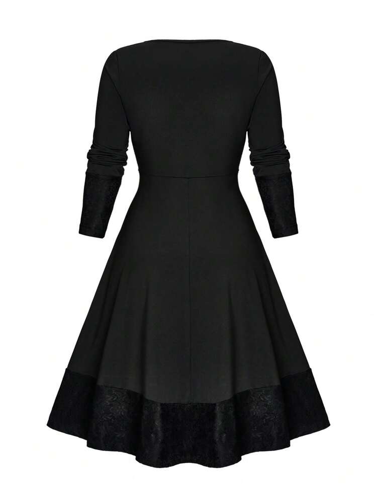 Plus Contrast Lace Button Detail Dress