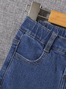 SHEIN Young Boy Ripped Frayed Flap Pocket Side Cargo Jeans - Medium Wash - View 4