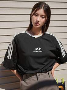 DAZY 字母圖案拼接側邊接縫插肩袖T恤 - 黑色 - 查看 7