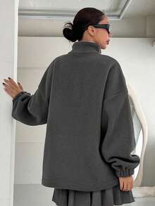 DAZY Thỏ Thêu Nút Nửa Thả vai Áo nỉ - Màu xám đen - Xem 4