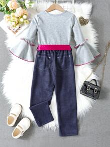 SHEIN Young Girl Butterfly Print Flounce Sleeve Tee & Ripped Patched Jeans