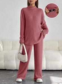 SHEIN 孕婦小高領落肩T恤&可調節腰圍長褲 - 紅木色 - 查看 1