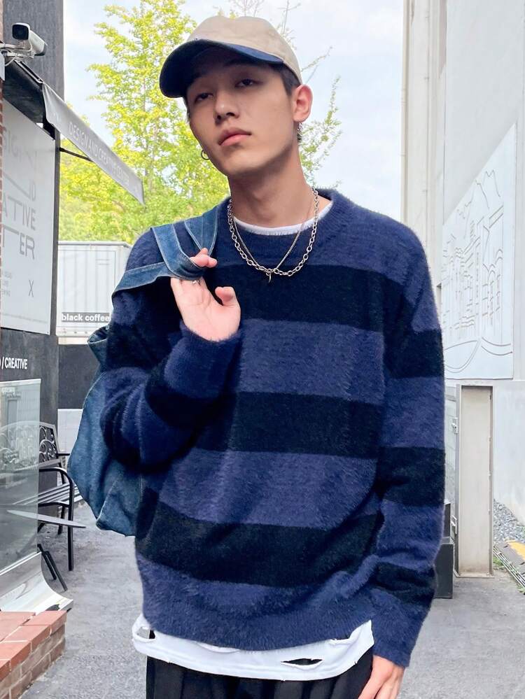 Men Color Block Drop Shoulder Sweater