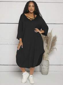 SHEIN CURVE+ Plus Crisscross Front Curved Black Long Sleeve Hem Tee Dress - Black - View 3