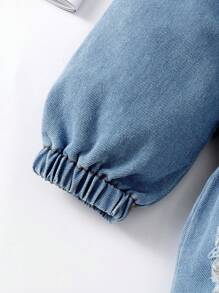 嬰幼女童流蘇袖釦式破洞牛仔背帶褲，秋季款 - 中等水洗藍 - 查看 5