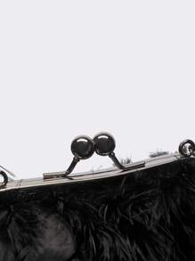 MOTF PREMIUM FEATHER KISSLOCK CLUTCH - Black - View 5