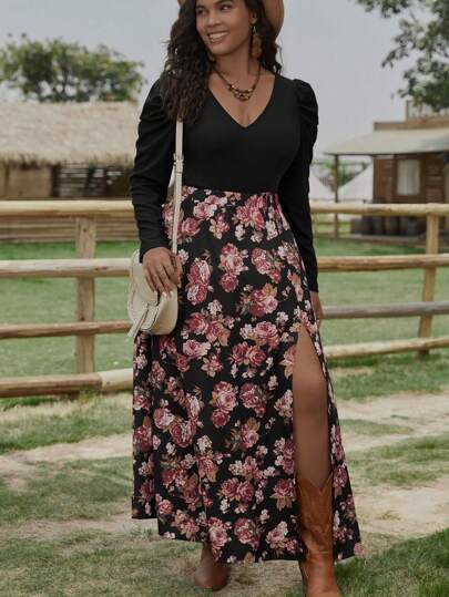 SHEIN VCAY Plus Puff Sleeve Tee & Floral Print Split Thigh Skirt