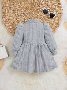 SHEIN 可愛編織連衣裙,帶圖案設計,嬰兒女孩字母刺繡和小高領襯衫 - 灰色 - 查看 2