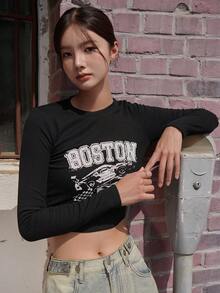 DAZY Letter Graphic Crop Tee - Black - View 5