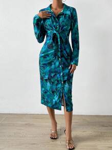 SHEIN VCAY 滿版印花腰帶襯衫洋裝 - 綠色 - 查看 1