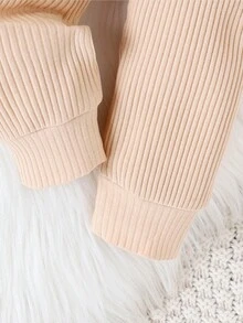 女嬰荷葉邊連身背心&前蝴蝶結衛褲＆ 頭巾