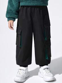 SHEIN 男小童側翻蓋口袋工裝褲 - 黑色 - 查看 4