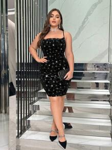 SHEIN Privé Talla grande Vestido ajustado de tirantes con estampado de estrella de terciopelo - Negro - Ver 5